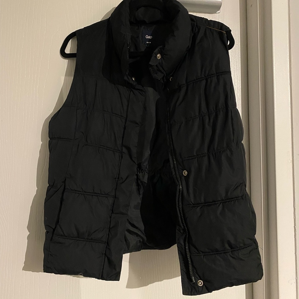 gap puffy vest